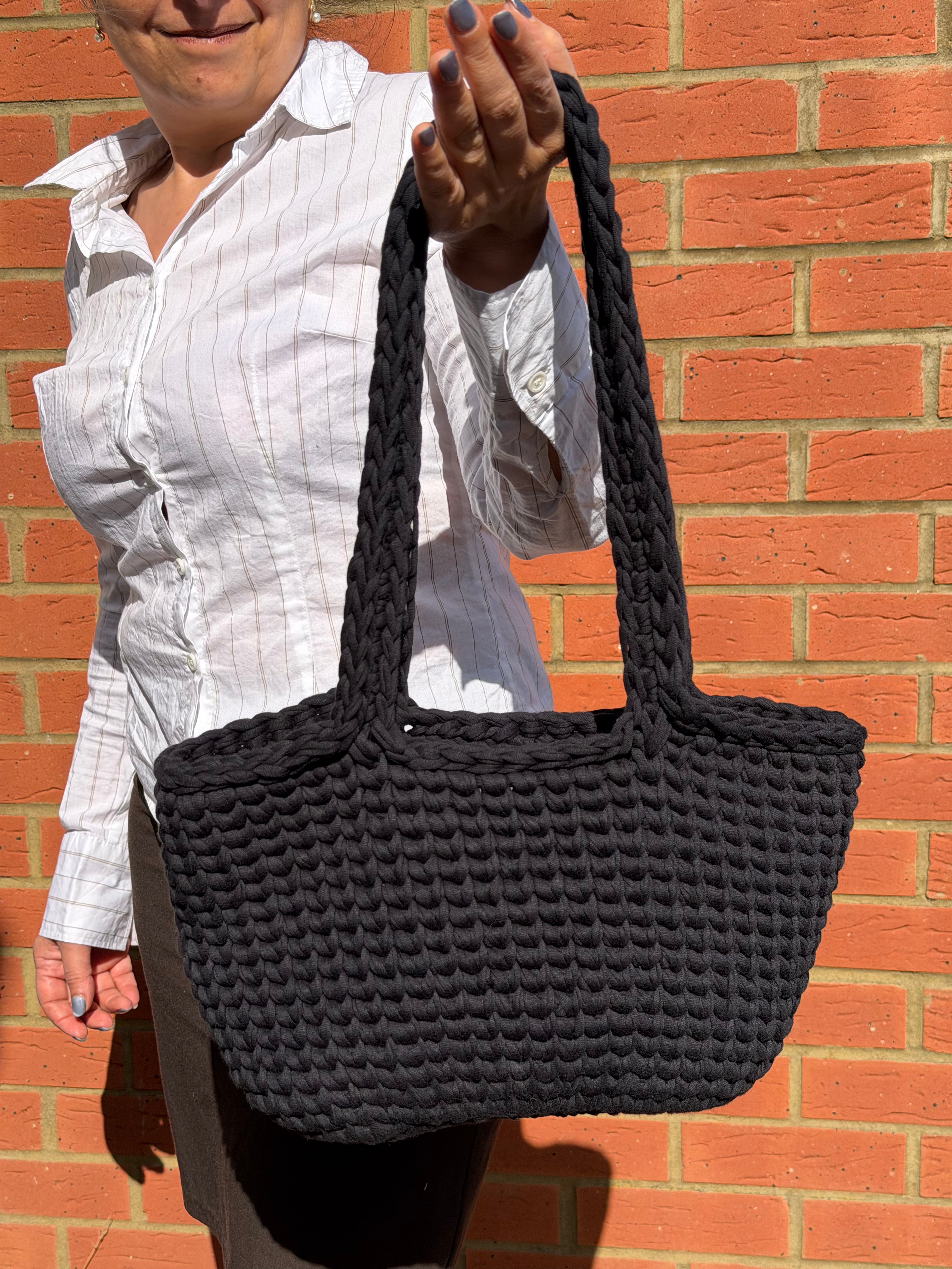 Black Darla Shoulder bag