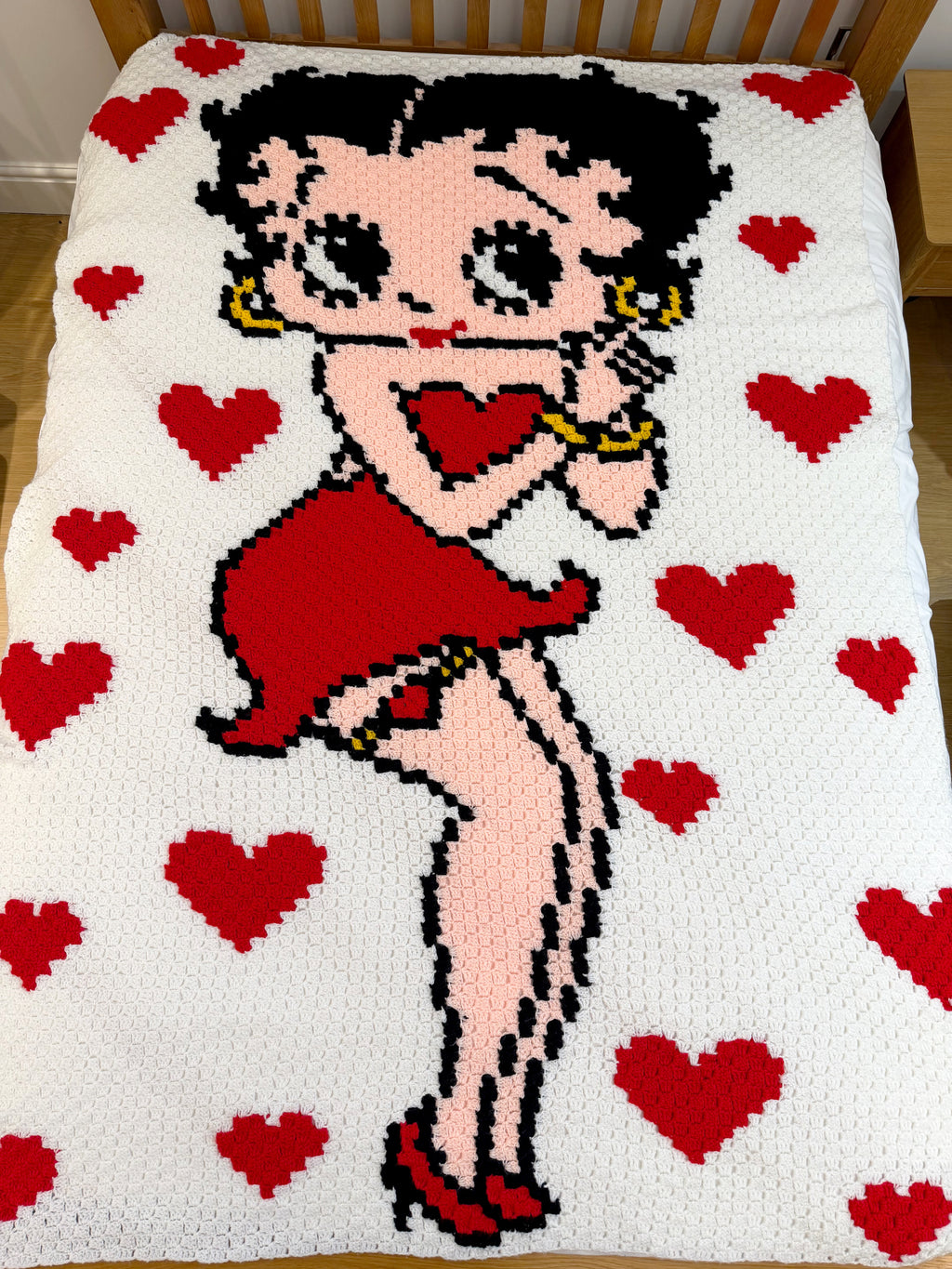 Betty Boop Hearts Blanket