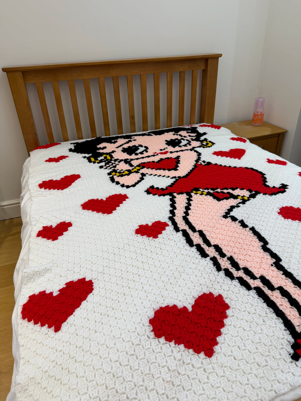 Betty Boop Hearts Blanket