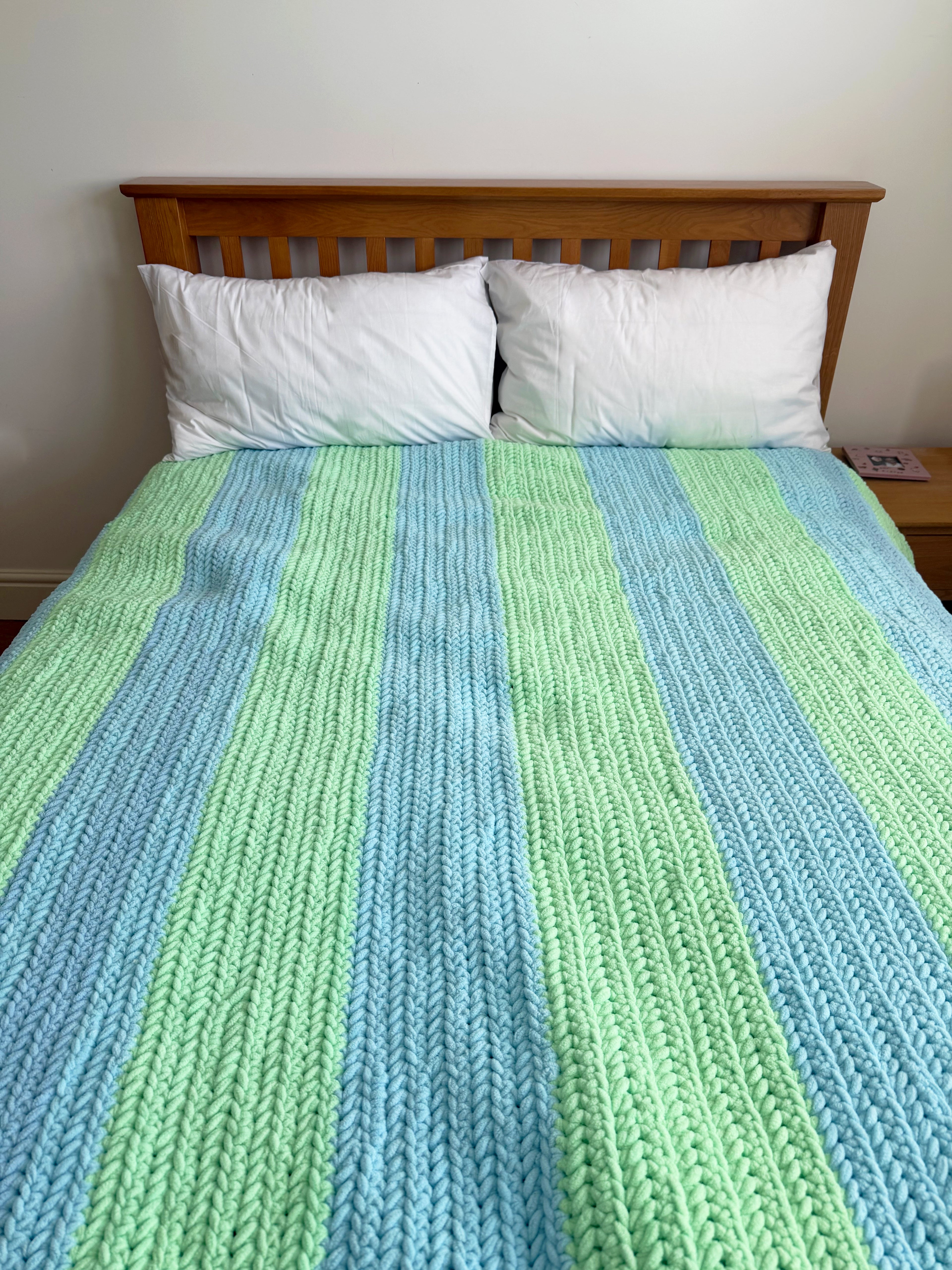 Green & Blue Stripes Thick Blanket
